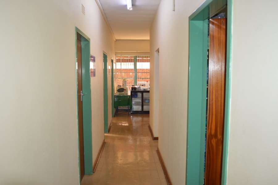 Commercial Property for Sale in Neserhof North West